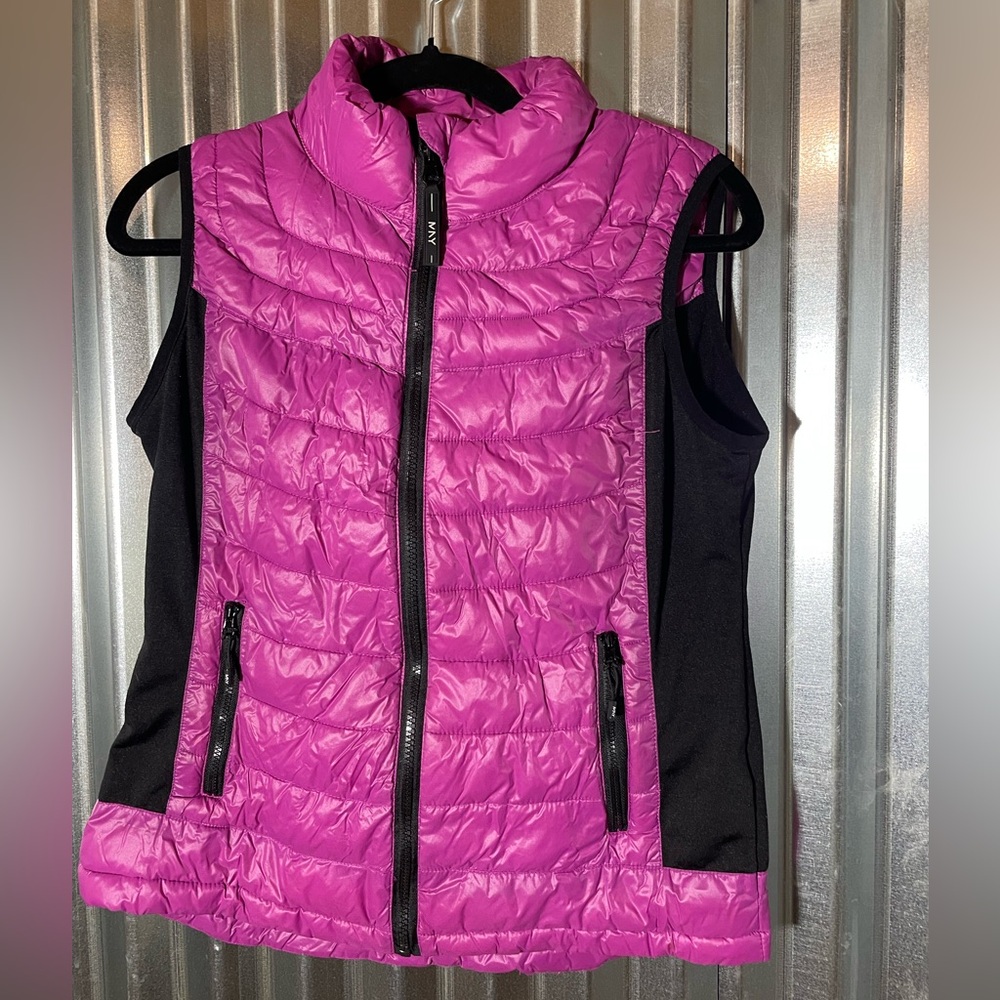 NYX purple vest medium